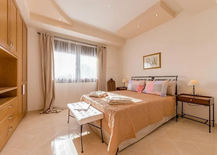 Lucia's Secret Garden