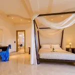 Lucia's Secret Garden بيت للعطل Asgourou