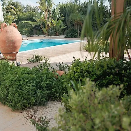 Holiday home Lucia's Secret Garden *