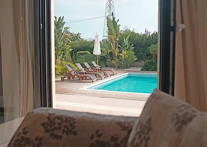 Lucia's Secret Garden Tatil Evi